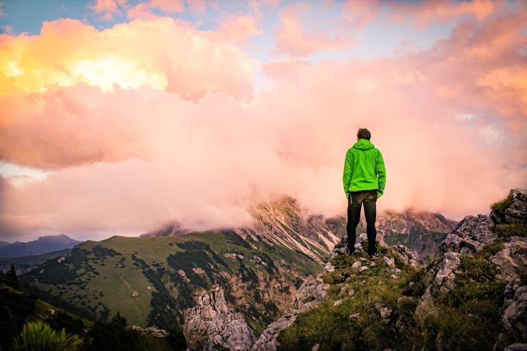 WandernBognerHofSommerTannheimertalTirolAktivurlaubWanderführer